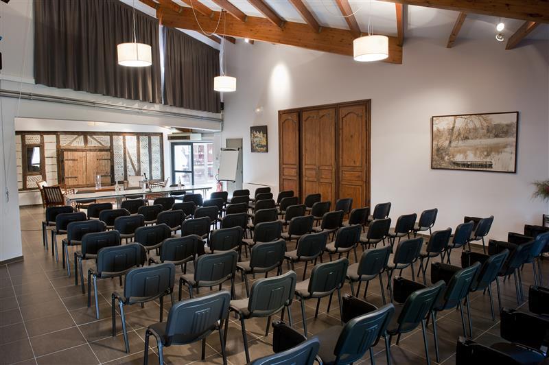 salle-conference©Relais_du_moulin_neuf salle-conference©Relais_du_moulin_neuf